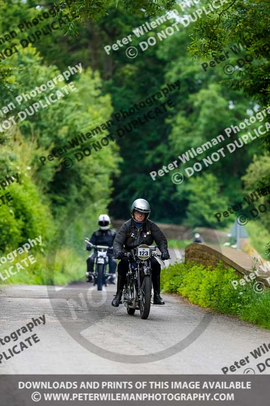 Vintage motorcycle club;eventdigitalimages;no limits trackdays;peter wileman photography;vintage motocycles;vmcc banbury run photographs